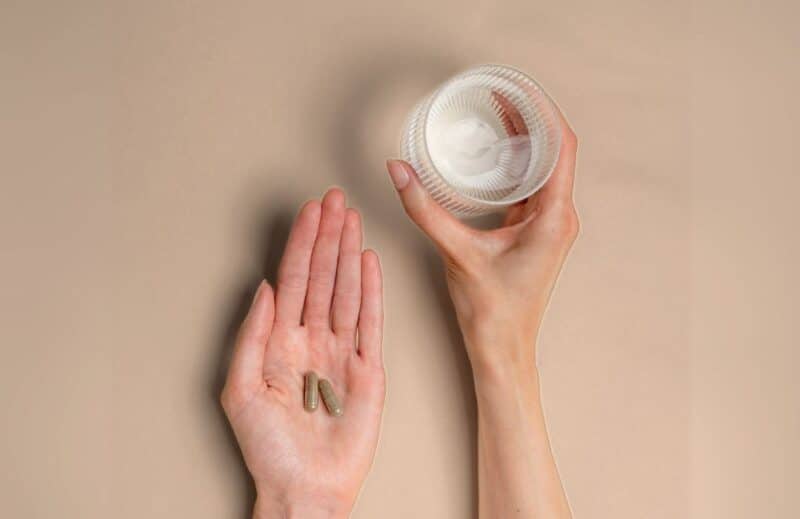 Ogaenics-Feed-Your-Blood-Bio-Blood-Building-Complex-Femmes-Carence en fer-Capsule de complément alimentaire